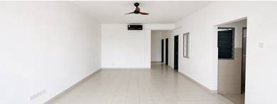 TOPAZ TOWN HOUSE BANDAR PUTERA 2| Ground floor unit for rent 