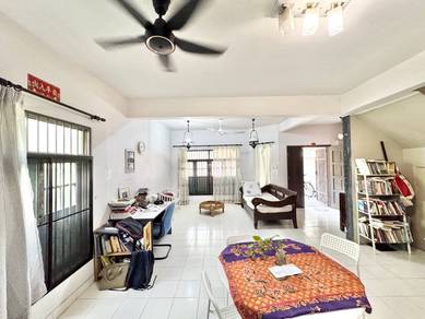 Non Bumi Lot 2-Storey End Lot Seksyen 5 Kota Damansara For Sale