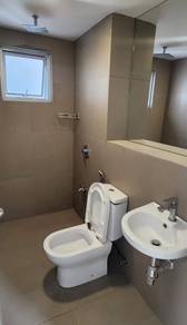 Midfield sg besi fully furnished mid floor corner lot well kept unit