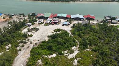 Tanah Industri Tepi Sungai Kemaman