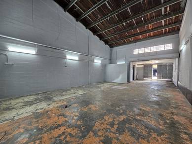 1.5 Storey Link Factory Puchong Utama