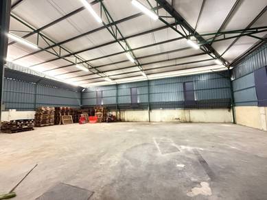 Below BankValue 1.5 Storey Semi D factory Bukit Angkat Kajang For Sale