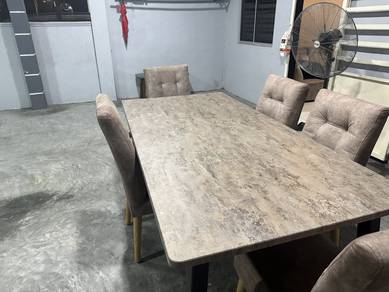 meja makan kayu solid 8seaters