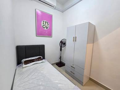 Meldrum Heights@ CIQ Condo Room for Rent Opposite R&F Princess Cove