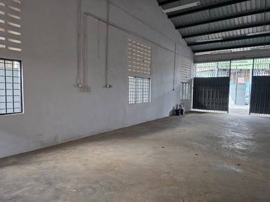 FOR RENT  Factory/Warehouse @ Senawang Light Ind.Area, Seremban