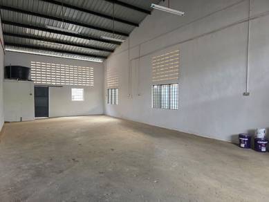 FOR RENT  Factory/Warehouse @ Senawang Light Ind.Area, Seremban