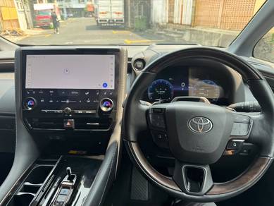 Toyota VELLFIRE Z PREMIER (Black Interior)