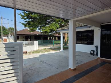Single story corner lot house