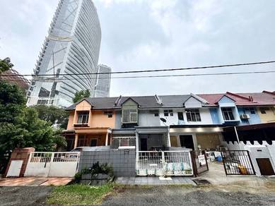 2-storey-Terraced-House-for-sale-Kelana-Jaya-Selangor