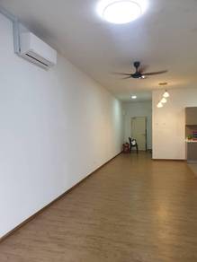 (Offer Unit) Lakefront Homes 3B2B  Partially Furnish