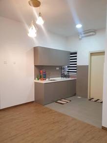 (Offer Unit) Lakefront Homes 3B2B  Partially Furnish