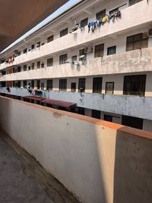 Flat 3 Bilik | 656 sqft | Taman Dahlia, Salak Tinggi