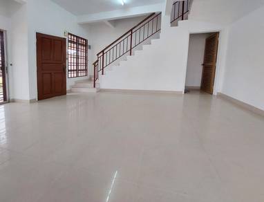 Corner 2 Sty House 38x55 Extra 20ft Side Land Taman Kinrara 2 for Sale