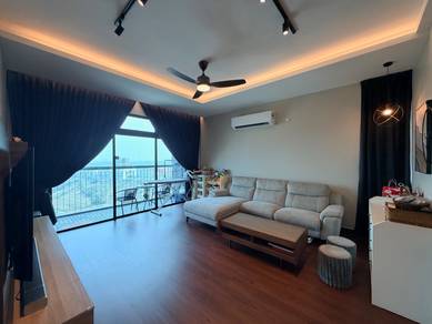 Sky Peak @ Setia Tropika / Corner Unit / Fully Renovated / Super Nice