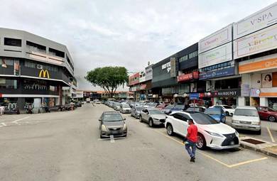 Prime SS2 Freehold Corner Shop – Fully Tenanted With Immediate Rental