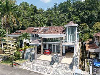 2 Storey Semi-D@ Taman Andaman Ukay Perdana| Freehold! | 7 +2 beds