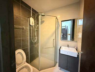Subsales Bay Point @ Country Garden, Danga Bay, Full Loan Unit