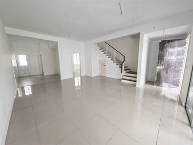[Below Market] 2 Storey Terrace - Garland 2, Kota Emerald, Rawang