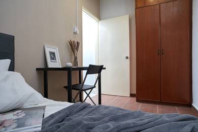 1 min walk to Sunway Putra Mall *Female unit* small room Villa Putra