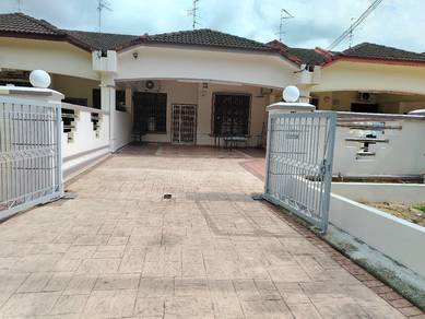 Molek Prime 1.5 storey terraced house 