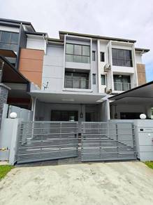 Rent/Kulai Indahpura @ Crystal --Guarded & Gated-5 Bedroom