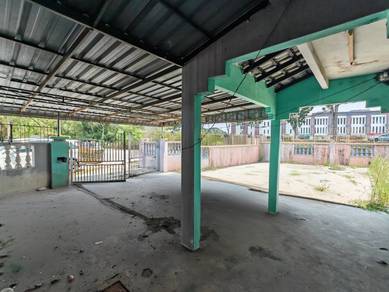 Station 18 2 sty corner house for sale