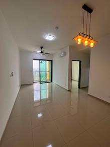 Parkland Residence Kajang2 Semi Furnished 2 CP Balcony Unblocked View