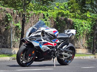 2025 BMW S1000RR M Package Local Full Akrapovic