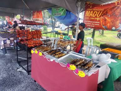 Ayam Panggang Madu Kuching