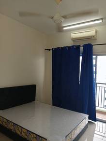 Medium&Balcony OUG Parklane Direct Owner Free Wifi Fully Furnisher