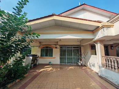 Below Bank 100K, Fully Extended, 22x70 Double Storey Seremban Jaya