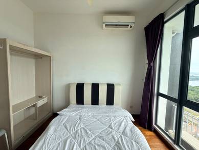 room for rent crescent bay suite