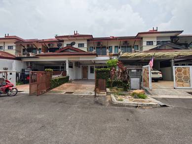 Rumah Teres 2 Tingkat Taman Kristal 2 Dengkil Selangor