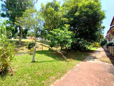 Denai Alam Dual Frontage Garden View house