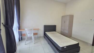 [3MIN MRT/ MIXED] MEDIUM ROOM, J.Dupion Residence, Taman Pertama
