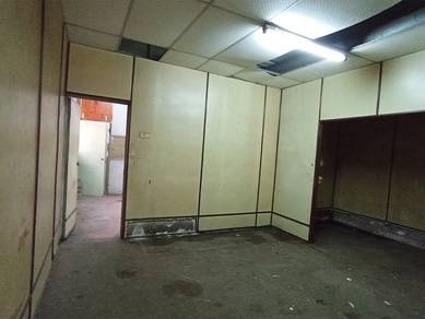 Ground Floor Shoplot for Rent at Jalan Jelutong | Main Road Frontage