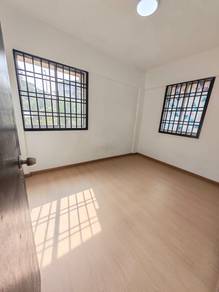 Flat @ Taman Rinting Masai
