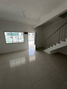Double Storey House For Rent – Ipoh | 4 Rooms 3 Bathrooms