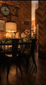 HOUSE FOR SALE - Boutique Design & Fully Wallpaper