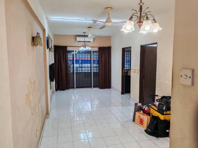 Plaza Sinar Apartment
