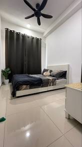 medium Room fully furnished for Rent