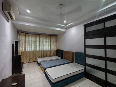 Rent / Kulai IOI Bandar Putra @ Jalan Kenari / Fully furnished