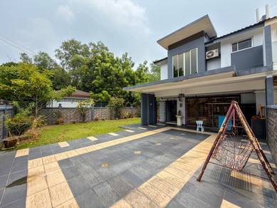 CORNER LOT! Double Storey Terrace, Taman Putra Prima, Puchong