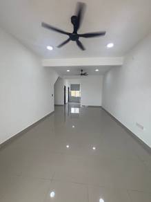 Dato Onn / Double Storey / 3bedroom / Partially Furnished