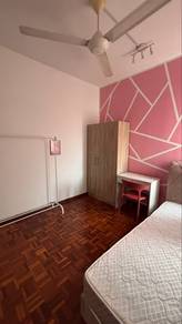 Medium room