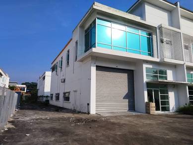 SILC / 1.5 Storey Semi-D Factory / Unblock View / Light industry