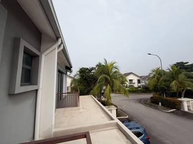 Fully Furnished Double Storey Diamond City Semenyih