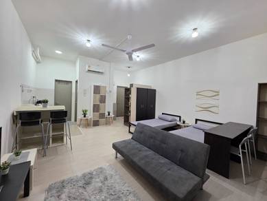 Equine Park, Trio Permai, Furnished, move-in ready, level 7, 1 Carpark
