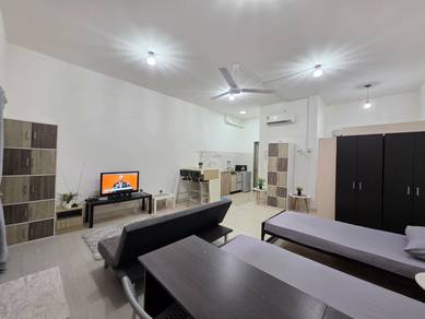 Equine Park, Trio Permai, Furnished, move-in ready, level 7, 1 Carpark