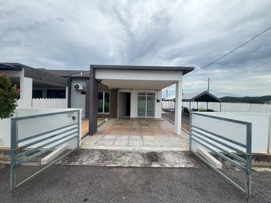 Corner Lot Teres Mewah @ Yarra Park | Private Pool & Fully Furnished